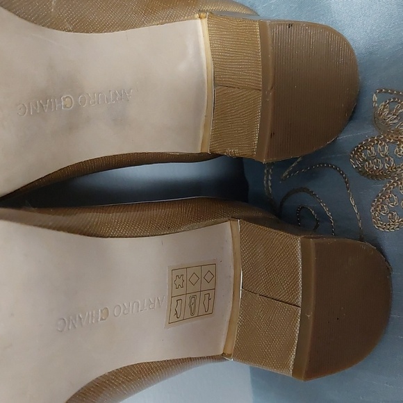 Arturo Chiang Block Heel Size 7 1/2 M - Picture 8 of 9